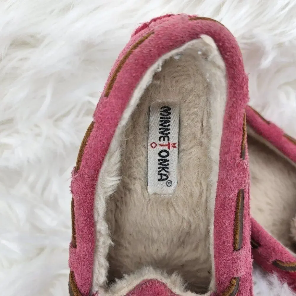 MINNETONKA Pink Moccasins Girls Size 3